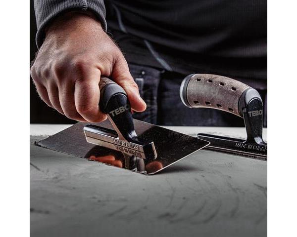 Plastering trowels